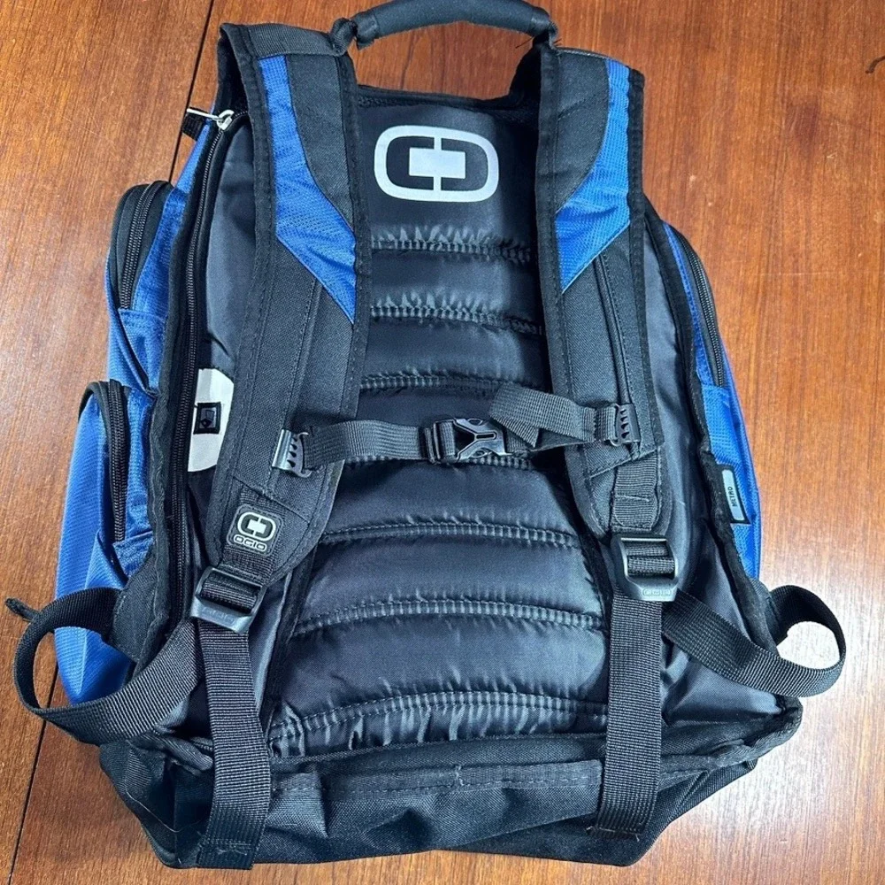 OGIO Audio Pocket Built-in‎ Blue Back Pack 20x16x8 Laptop Backpack School Hike